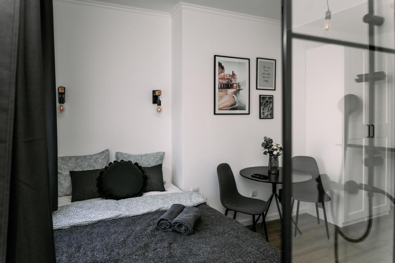 B15 - Wood&Black Apartman Győr Extérieur photo